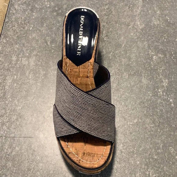 Donald Pliner wedge shoes size 9 NWOB - Picture 5 of 10